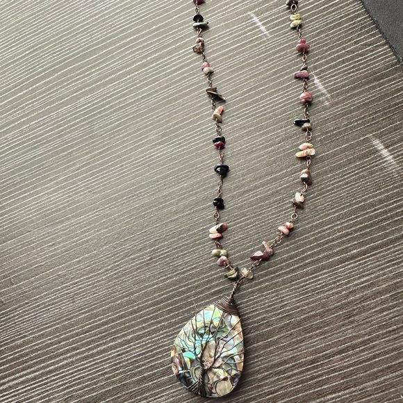 wire wrapped abalone necklace - Picture 7 of 10